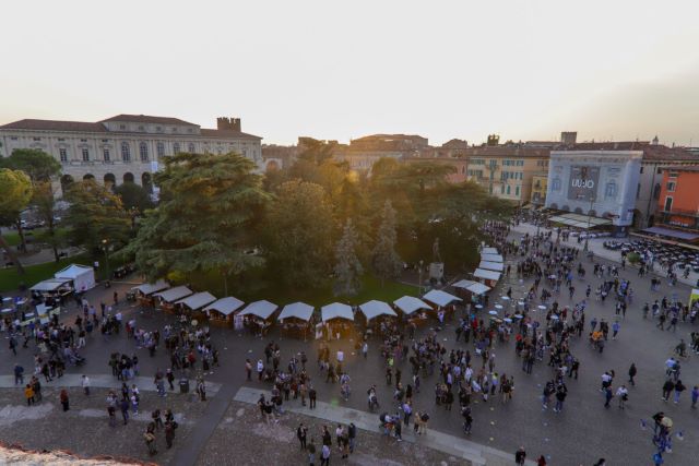 Verona HostariaVerona Piazza