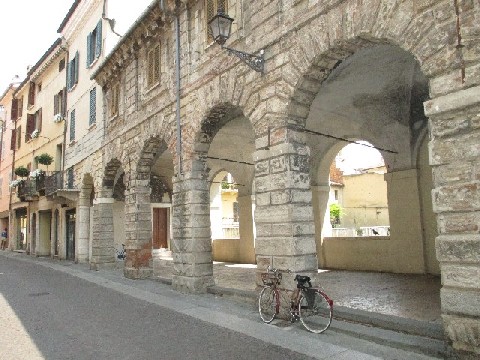 Mantova ViaPescheria3